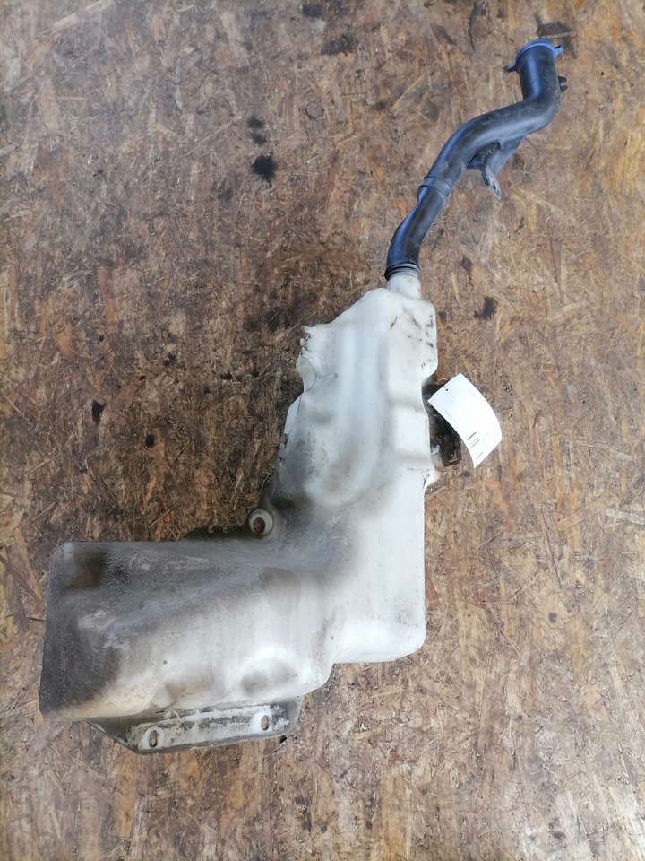 Volvo Windscreen washer fluid tank 84092259 - Stěrač pro Nákladní auto: obrázek 2 Volvo Windscreen washer fluid tank 84092259 - Stěrač pro Nákladní auto: obrázek 2