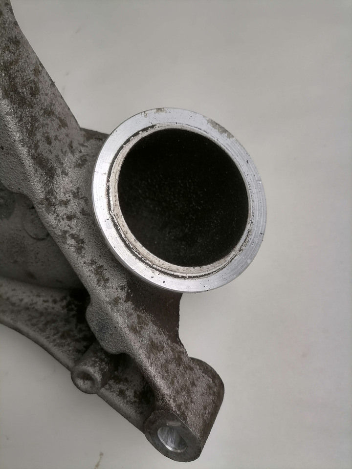 Volvo intercooler pipe 21808309 - Intercooler pro Nákladní auto: obrázek 3 Volvo intercooler pipe 21808309 - Intercooler pro Nákladní auto: obrázek 3