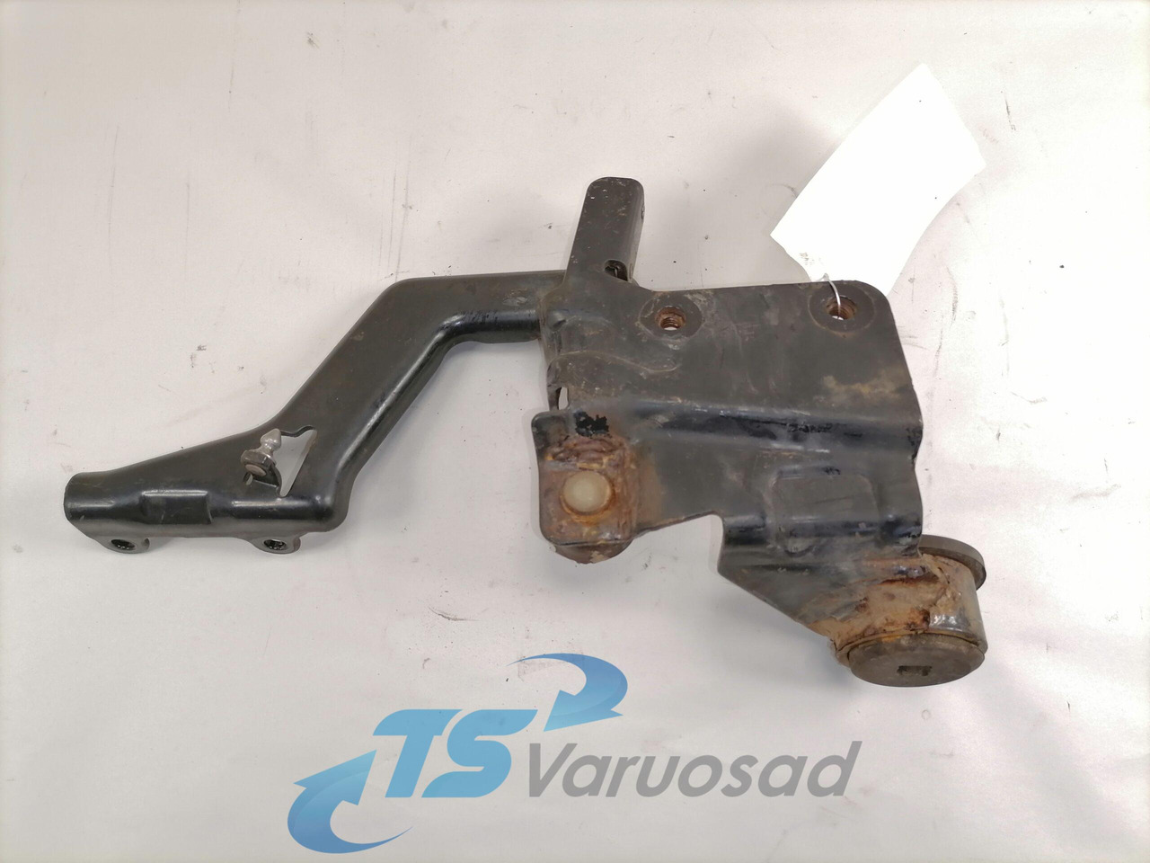 Volvo lower grille carrier hinge 20545094 - Mřížka pro Nákladní auto: obrázek 2 Volvo lower grille carrier hinge 20545094 - Mřížka pro Nákladní auto: obrázek 2