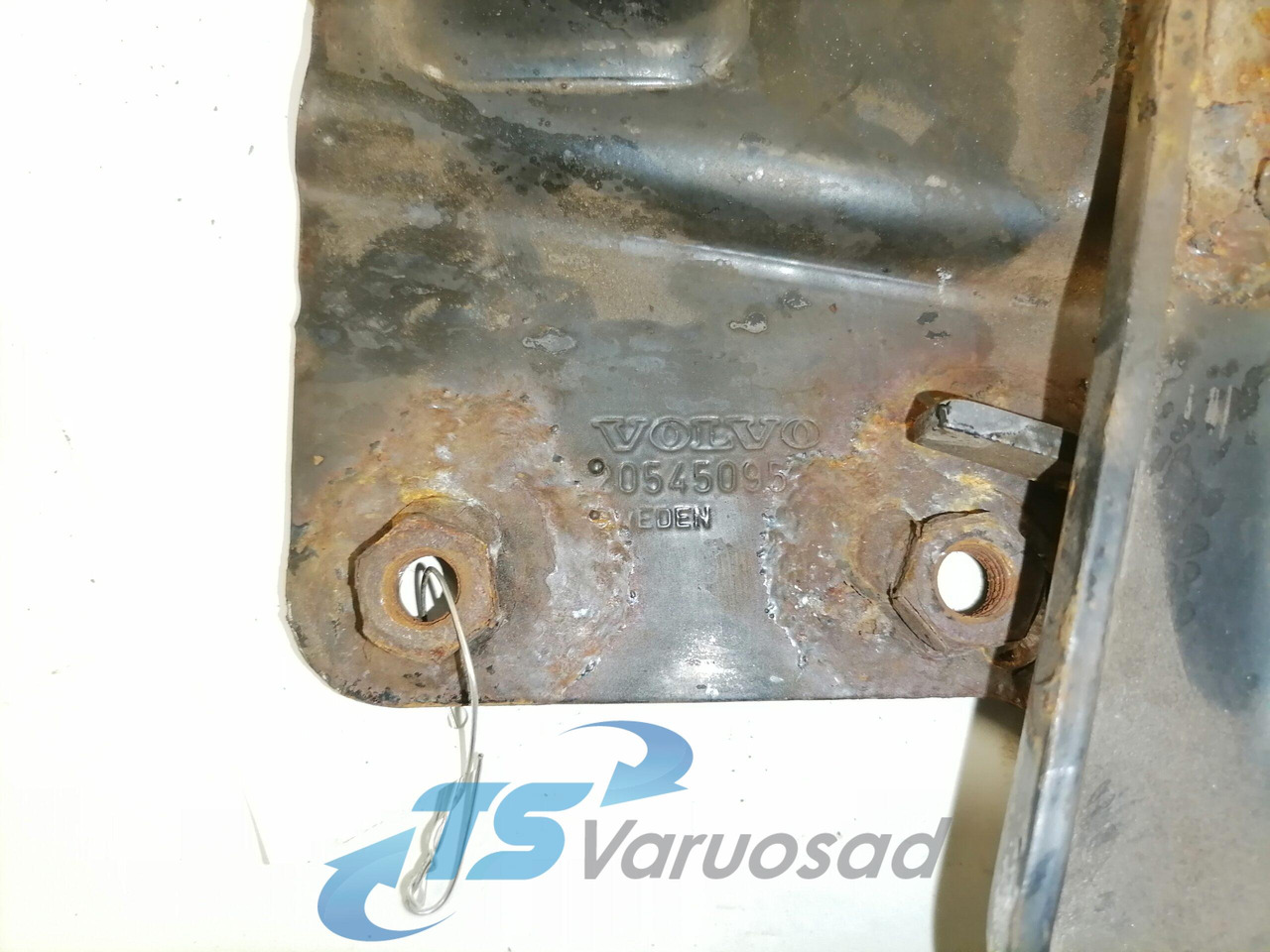 Volvo lower grille carrier hinge 20545095 - Mřížka pro Nákladní auto: obrázek 3 Volvo lower grille carrier hinge 20545095 - Mřížka pro Nákladní auto: obrázek 3