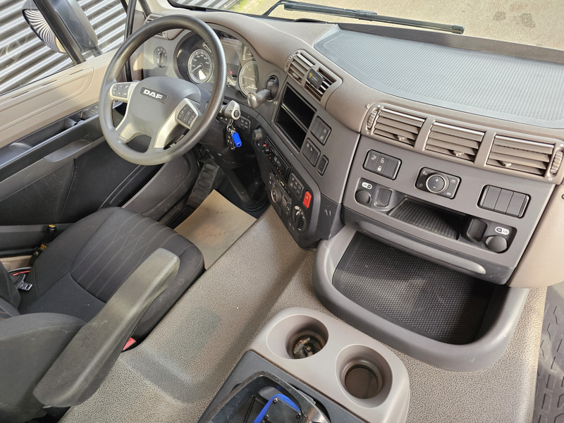 DAF CF 530 8x4-4 / FASSI 27.5 t/m CRANE + TIPPER leasing DAF CF 530 8x4-4 / FASSI 27.5 t/m CRANE + TIPPER: obrázek 17 DAF CF 530 8x4-4 / FASSI 27.5 t/m CRANE + TIPPER leasing DAF CF 530 8x4-4 / FASSI 27.5 t/m CRANE + TIPPER: obrázek 17