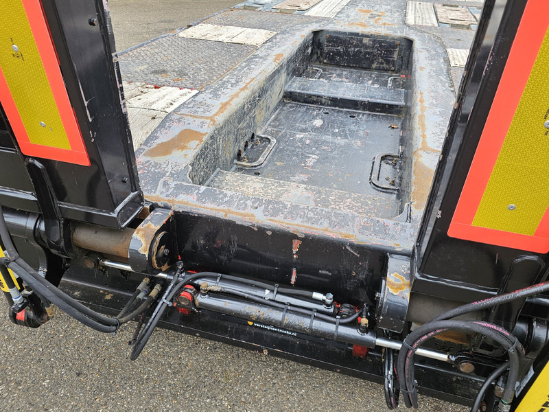 Podvalníkový návěs Faymonville MULTIMAX - EXTENDABLE / HYDR RAMP / WHEEL WELL / RADMULDEN: obrázek 12