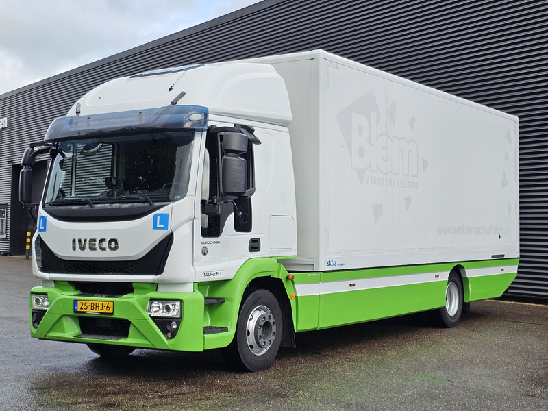 Iveco EURO CARGO 220 / LES / SCHOOL / FAHRSCHULE / CLOSED BOX - Skříňový nákladní auto: obrázek 1 Iveco EURO CARGO 220 / LES / SCHOOL / FAHRSCHULE / CLOSED BOX - Skříňový nákladní auto: obrázek 1