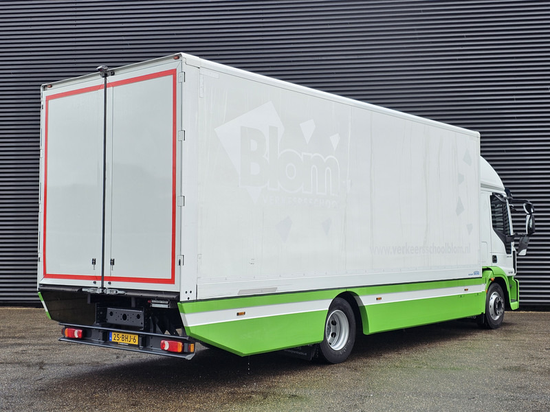 Iveco EURO CARGO 220 / LES / SCHOOL / FAHRSCHULE / CLOSED BOX - Skříňový nákladní auto: obrázek 2 Iveco EURO CARGO 220 / LES / SCHOOL / FAHRSCHULE / CLOSED BOX - Skříňový nákladní auto: obrázek 2