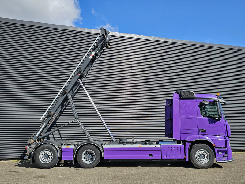 Mercedes-Benz AROCS 3345 / 6x2 / CABLE-CONTAINER SYSTEM - Nákladní auto - kabelový systém: obrázek 4 Mercedes-Benz AROCS 3345 / 6x2 / CABLE-CONTAINER SYSTEM - Nákladní auto - kabelový systém: obrázek 4