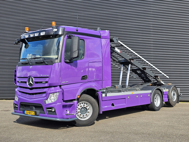 Mercedes-Benz AROCS 3345 / 6x2 / CABLE-CONTAINER SYSTEM - Nákladní auto - kabelový systém: obrázek 1 Mercedes-Benz AROCS 3345 / 6x2 / CABLE-CONTAINER SYSTEM - Nákladní auto - kabelový systém: obrázek 1