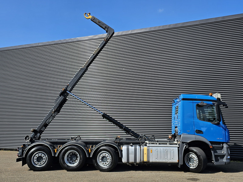 Mercedes-Benz Antos 3546 / 8x2/6 / HOOKLIFT / ABROLLKIPPER - Hákový nosič kontejnerů: obrázek 5 Mercedes-Benz Antos 3546 / 8x2/6 / HOOKLIFT / ABROLLKIPPER - Hákový nosič kontejnerů: obrázek 5