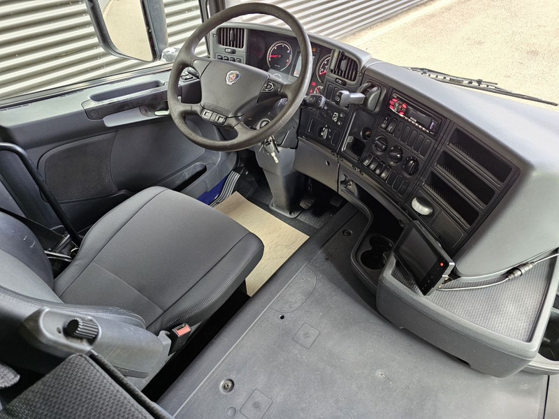 Nákladní automobil valníkový/ Plošinový, Auto s hydraulickou rukou Scania G440 / RETARDER / 8x4 / PALFINGER-EPSILON CRANE: obrázek 13 Nákladní automobil valníkový/ Plošinový, Auto s hydraulickou rukou Scania G440 / RETARDER / 8x4 / PALFINGER-EPSILON CRANE: obrázek 13