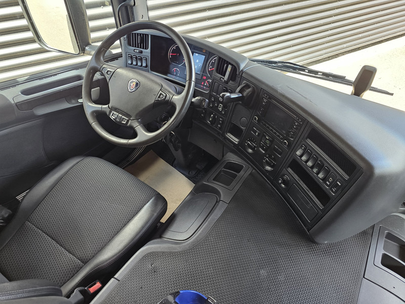Nákladní automobil valníkový/ Plošinový, Auto s hydraulickou rukou Scania P410 / 6X2-4 / 21 t/m CRANE / KRAN: obrázek 12