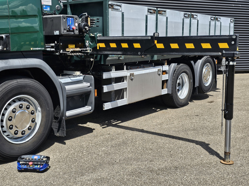 Nákladní automobil valníkový/ Plošinový, Auto s hydraulickou rukou Scania P410 / 6X2-4 / 21 t/m CRANE / KRAN: obrázek 10