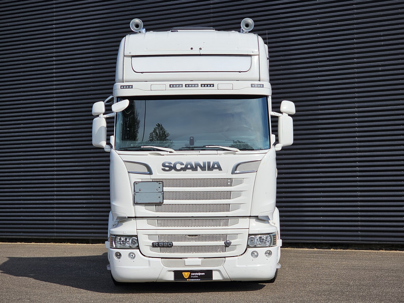 Scania R580 V8 6x2 BOOGIE / FULL AIR / RETARDER / ADR - Tahač: obrázek 3 Scania R580 V8 6x2 BOOGIE / FULL AIR / RETARDER / ADR - Tahač: obrázek 3