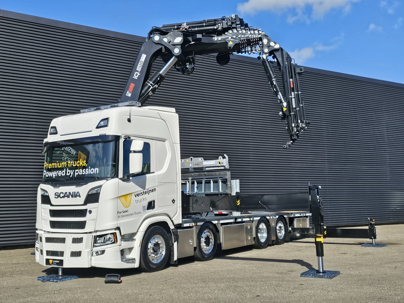 Scania R590 V8 / 8X2 / HIAB 1188 + JIB + WINCH - Tahač: obrázek 3 Scania R590 V8 / 8X2 / HIAB 1188 + JIB + WINCH - Tahač: obrázek 3