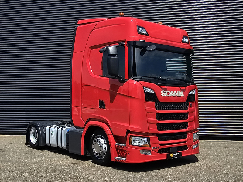 Scania S500 4x2 / LOWDECK / MEGA / PARKING COOLER / RETARDER - Tahač: obrázek 3 Scania S500 4x2 / LOWDECK / MEGA / PARKING COOLER / RETARDER - Tahač: obrázek 3