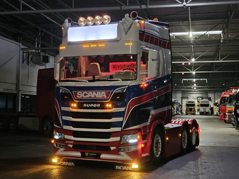 Scania S500 6x2/4 / PARKING COOLER / RETARDER / SPECIAL - SHOW - Tahač: obrázek 4 Scania S500 6x2/4 / PARKING COOLER / RETARDER / SPECIAL - SHOW - Tahač: obrázek 4