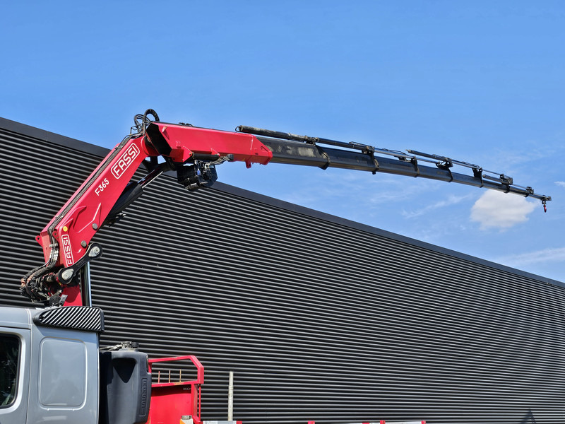 Volvo FM 460 8x4-4 / FASSI 36.5 t/m -8 x EXTENSION + WINCH - Nákladní automobil valníkový/ Plošinový, Auto s hydraulickou rukou: obrázek 2 Volvo FM 460 8x4-4 / FASSI 36.5 t/m -8 x EXTENSION + WINCH - Nákladní automobil valníkový/ Plošinový, Auto s hydraulickou rukou: obrázek 2