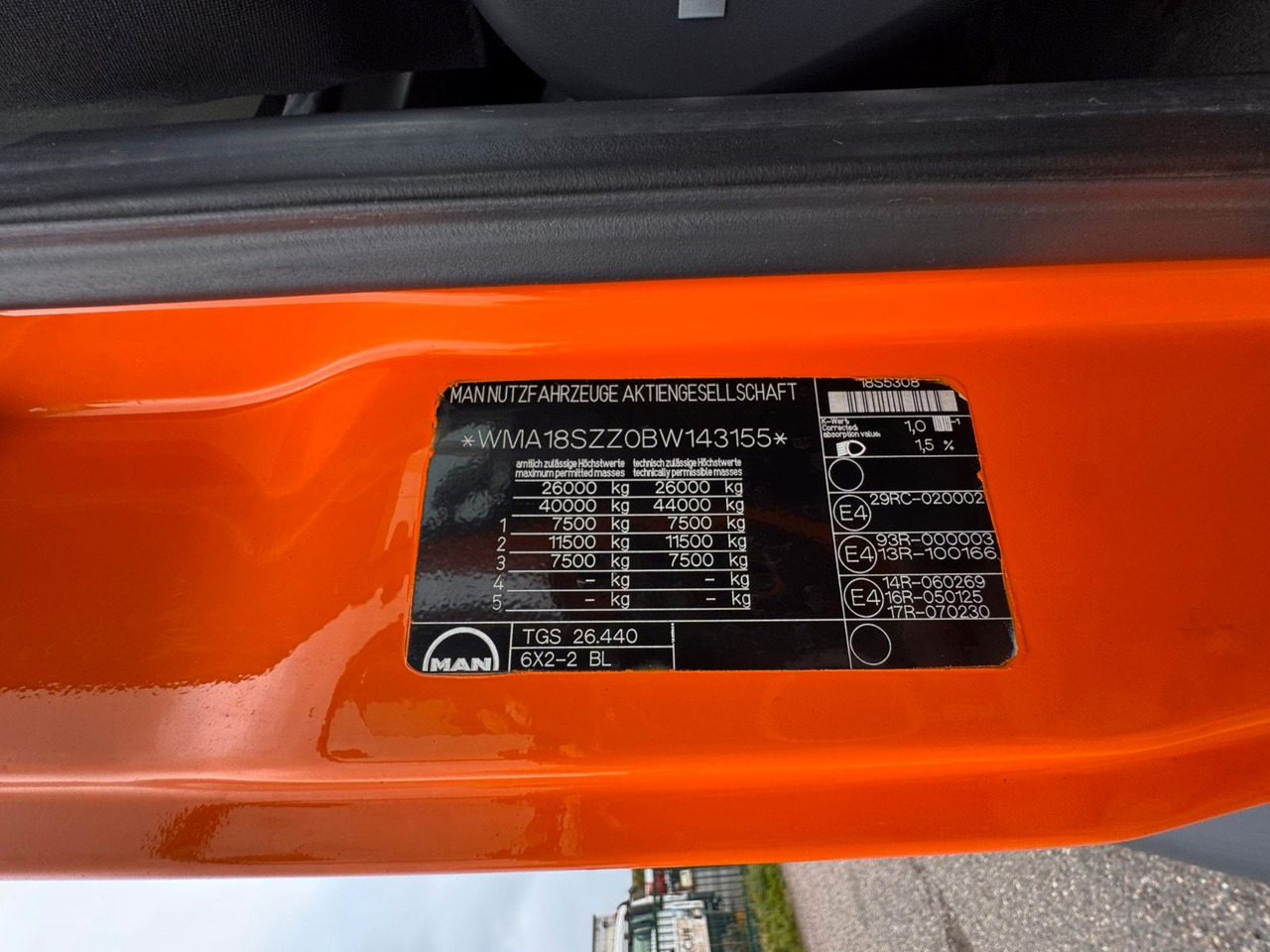 MAN 26.440 6X2 Meiller RK 20.70 mit Funk - Hákový nosič kontejnerů: obrázek 3 MAN 26.440 6X2 Meiller RK 20.70 mit Funk - Hákový nosič kontejnerů: obrázek 3