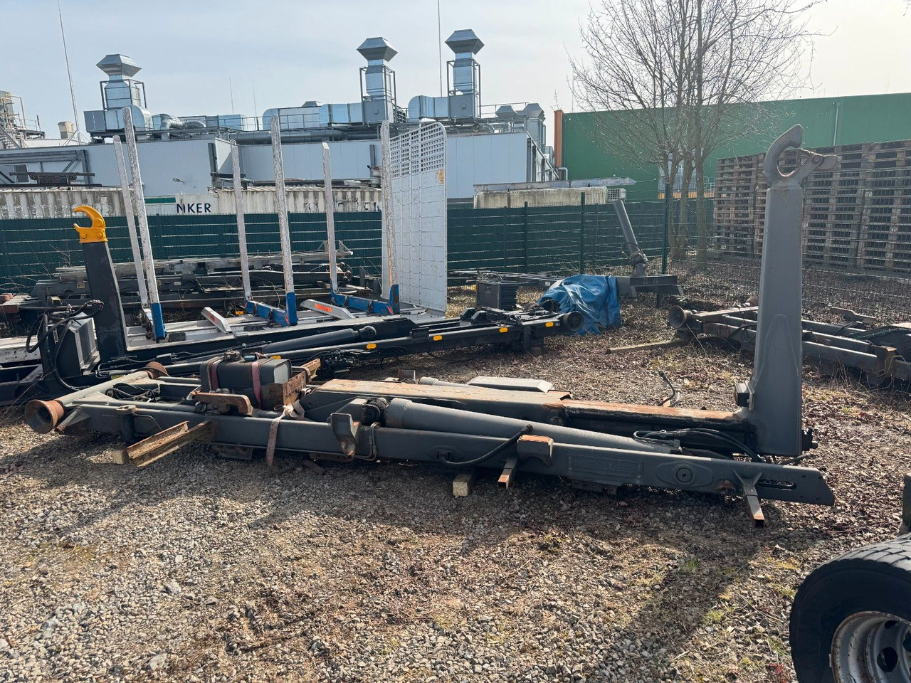 Meiller Abrollaufbau für 6X4 mit 3,90 Radstand - Hákový nosič kontejnerů: obrázek 3 Meiller Abrollaufbau für 6X4 mit 3,90 Radstand - Hákový nosič kontejnerů: obrázek 3