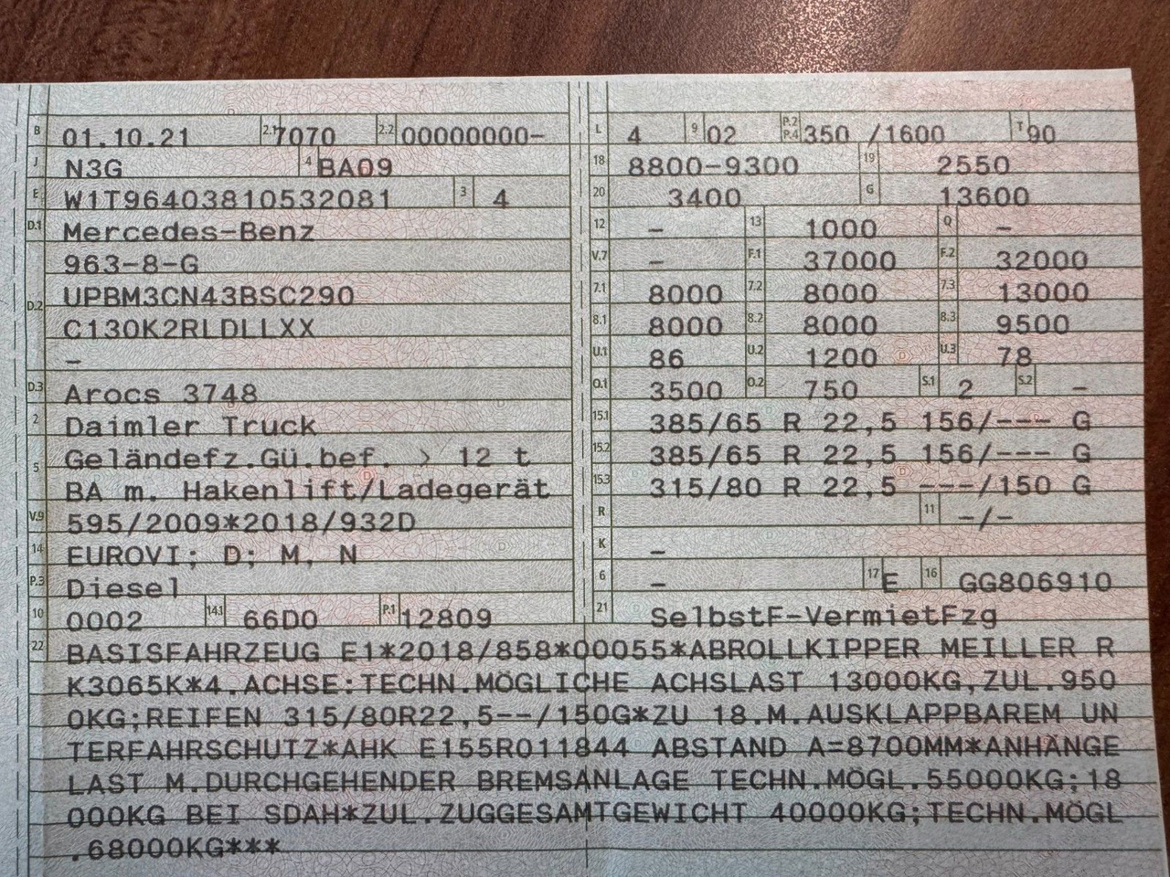 Mercedes-Benz 3748 8X4 Meiller Abroller mit Funk Top  Zustand - Hákový nosič kontejnerů: obrázek 2 Mercedes-Benz 3748 8X4 Meiller Abroller mit Funk Top  Zustand - Hákový nosič kontejnerů: obrázek 2