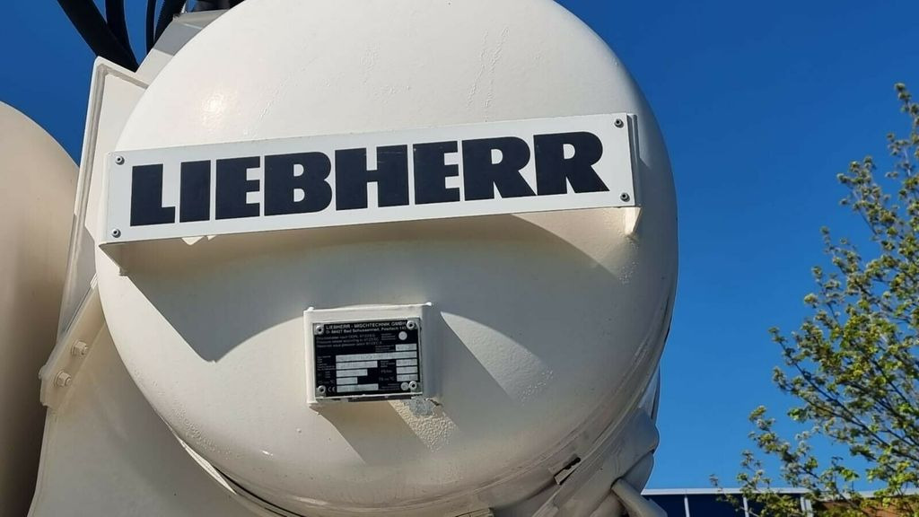 Müller-Mitteltal 2 Achs Betonmischauflieger Liebherr Müller-Mitteltal 2 Achs Betonmischauflieger Liebherr - Návěs domíchávač: obrázek 4 Müller-Mitteltal 2 Achs Betonmischauflieger Liebherr Müller-Mitteltal 2 Achs Betonmischauflieger Liebherr - Návěs domíchávač: obrázek 4