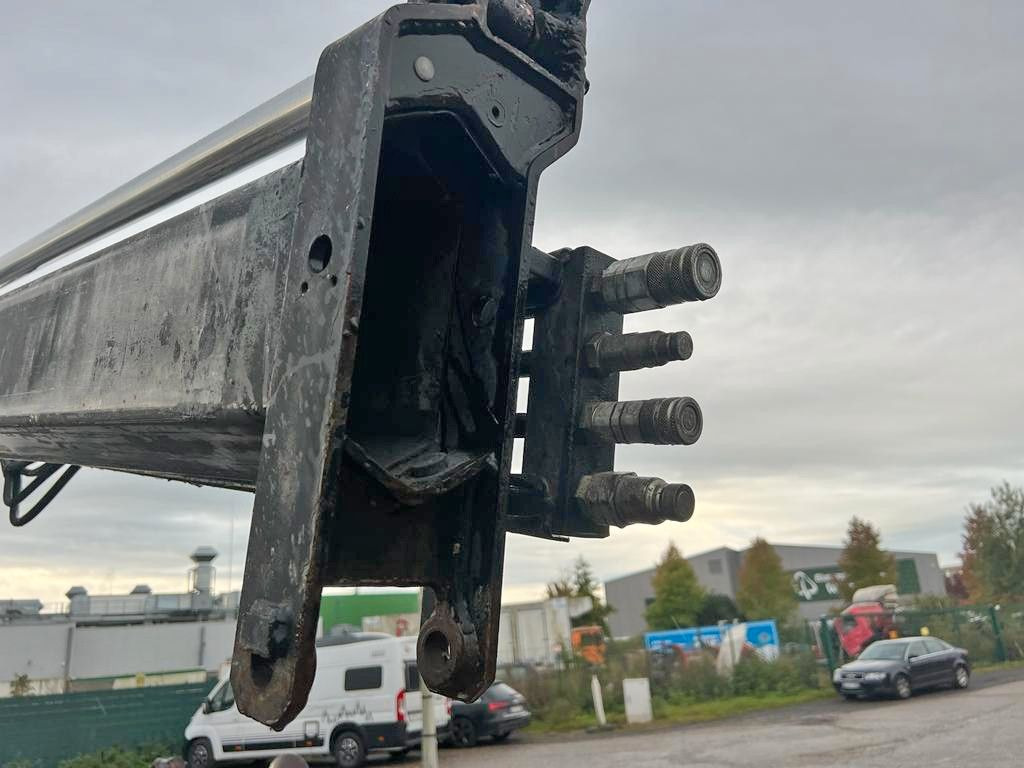 Hákový nosič kontejnerů, Auto s hydraulickou rukou Volvo FM 400 6X4 Abroller & Kran Terex 125.2: obrázek 13