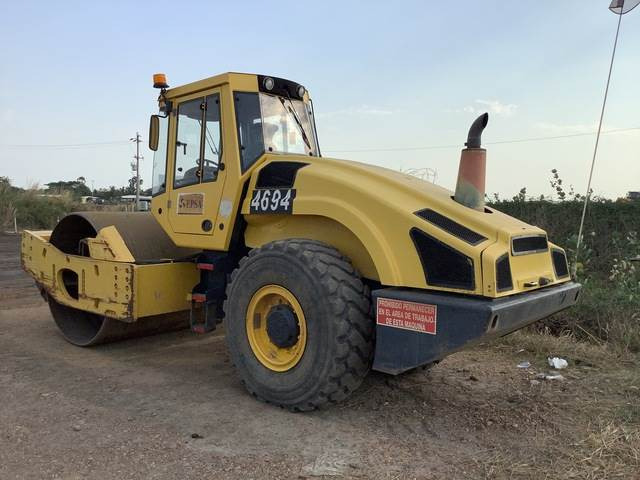 Bomag BW219DH-4 - Kompaktor: obrázek 2 Bomag BW219DH-4 - Kompaktor: obrázek 2