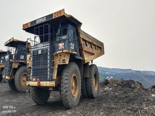 CAT 777E - Pevný dempr: obrázek 1 CAT 777E - Pevný dempr: obrázek 1