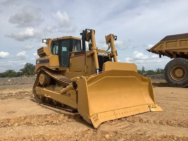 CAT D8R - Buldozer: obrázek 4 CAT D8R - Buldozer: obrázek 4