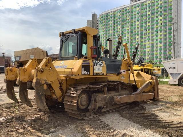 Komatsu D85EX-15 - Buldozer: obrázek 3 Komatsu D85EX-15 - Buldozer: obrázek 3