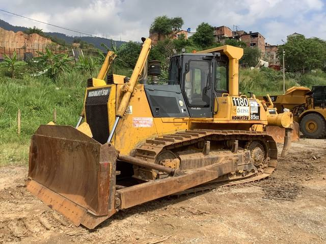 Komatsu D85EX-15 - Buldozer: obrázek 1 Komatsu D85EX-15 - Buldozer: obrázek 1