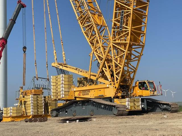Liebherr LR1600/2 - Pásový jeřáb: obrázek 4 Liebherr LR1600/2 - Pásový jeřáb: obrázek 4