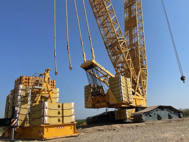 Liebherr LR1600/2 - Pásový jeřáb: obrázek 3 Liebherr LR1600/2 - Pásový jeřáb: obrázek 3
