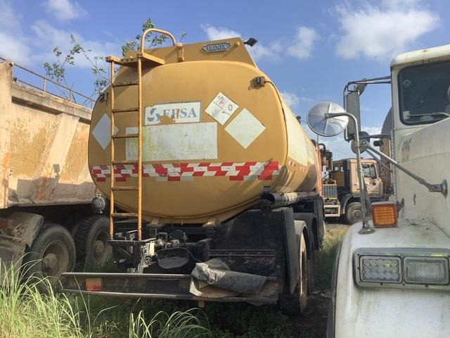 MAN 33.414-V20 - Cisternové vozidlo: obrázek 3 MAN 33.414-V20 - Cisternové vozidlo: obrázek 3