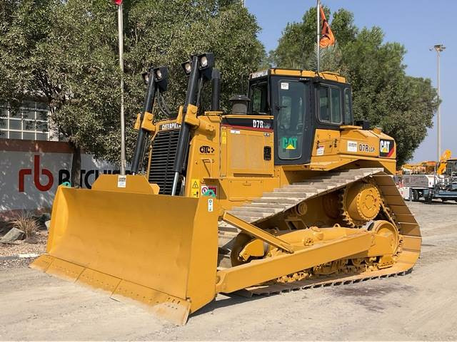 CAT D7R LGP Series II - Buldozer: obrázek 1 CAT D7R LGP Series II - Buldozer: obrázek 1