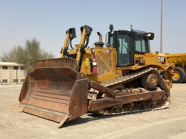 CAT D8R - Buldozer: obrázek 1 CAT D8R - Buldozer: obrázek 1