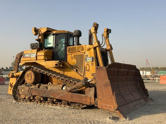 CAT D9R - Buldozer: obrázek 4 CAT D9R - Buldozer: obrázek 4