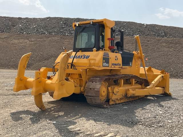 Komatsu D85EX-15 - Buldozer: obrázek 3 Komatsu D85EX-15 - Buldozer: obrázek 3