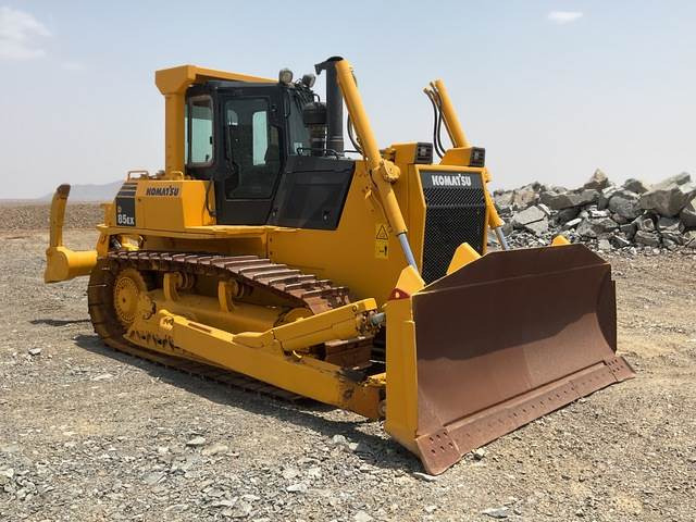 Komatsu D85EX-15 - Buldozer: obrázek 4 Komatsu D85EX-15 - Buldozer: obrázek 4