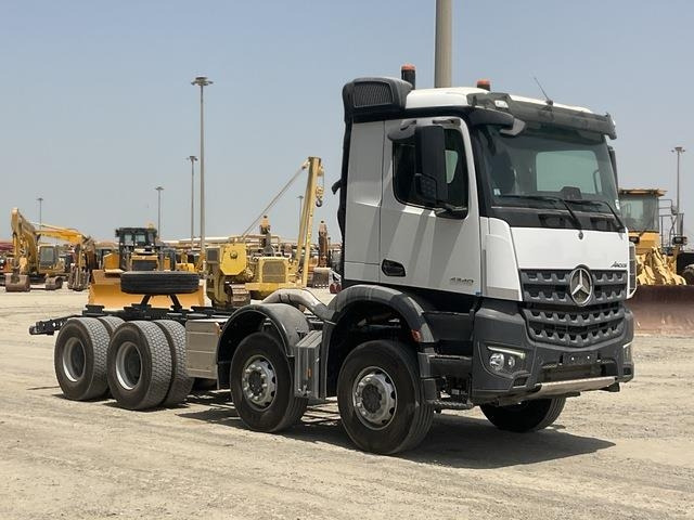 Mercedes-Benz Arocs 4240 - Podvozek s kabinou: obrázek 4 Mercedes-Benz Arocs 4240 - Podvozek s kabinou: obrázek 4