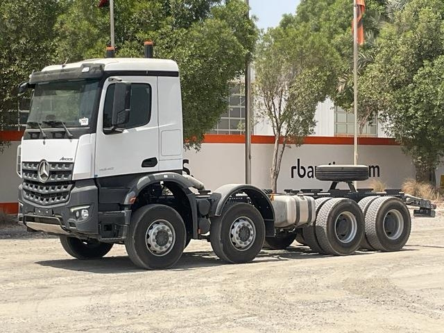 Mercedes-Benz Arocs 4240 - Podvozek s kabinou: obrázek 1 Mercedes-Benz Arocs 4240 - Podvozek s kabinou: obrázek 1