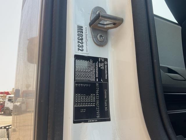 Mercedes-Benz Arocs 4240 - Podvozek s kabinou: obrázek 5 Mercedes-Benz Arocs 4240 - Podvozek s kabinou: obrázek 5