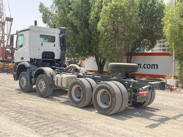 Mercedes-Benz Arocs 4240 - Podvozek s kabinou: obrázek 2 Mercedes-Benz Arocs 4240 - Podvozek s kabinou: obrázek 2