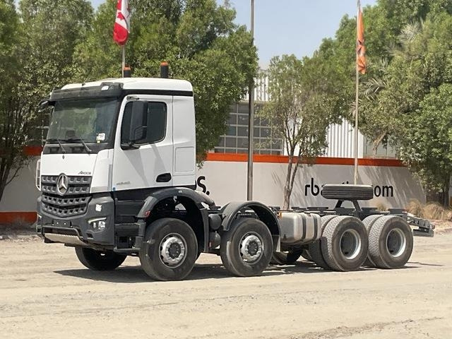 Mercedes-Benz Arocs 4240 - Podvozek s kabinou: obrázek 1 Mercedes-Benz Arocs 4240 - Podvozek s kabinou: obrázek 1