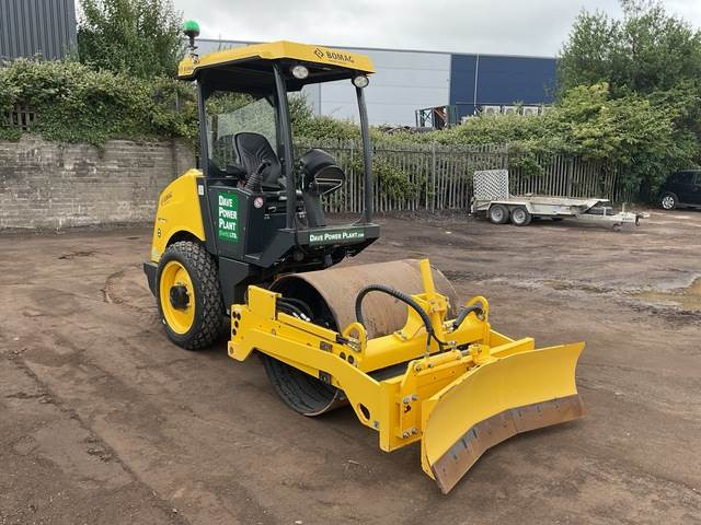 Bomag BW124DH-5 - Kompaktor: obrázek 4 Bomag BW124DH-5 - Kompaktor: obrázek 4
