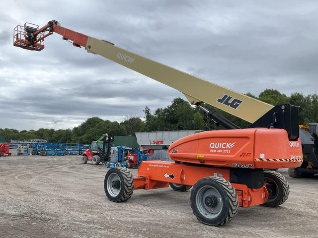 JLG 1350SJP - Teleskopická plošina: obrázek 1 JLG 1350SJP - Teleskopická plošina: obrázek 1