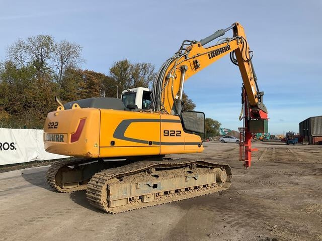 Liebherr R922LC - Pásové rýpadlo: obrázek 3 Liebherr R922LC - Pásové rýpadlo: obrázek 3