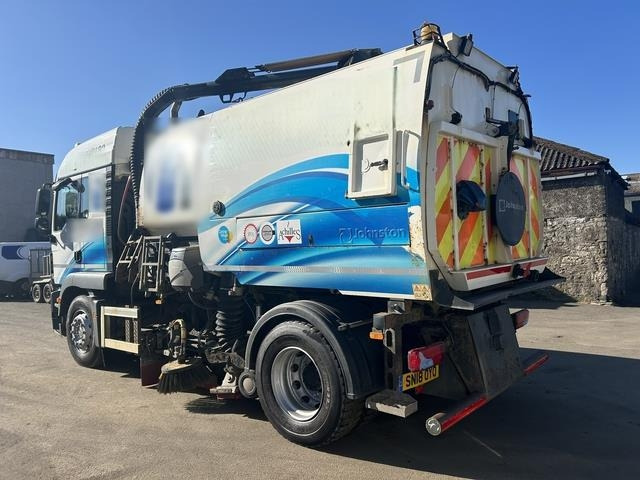 MAN TGM18.290 - Zametací vůz: obrázek 2 MAN TGM18.290 - Zametací vůz: obrázek 2