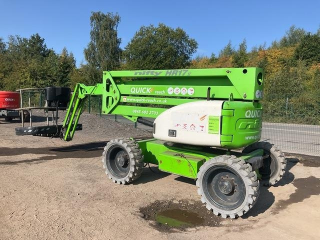 Niftylift HR17 - Kloubová plošina: obrázek 2 Niftylift HR17 - Kloubová plošina: obrázek 2
