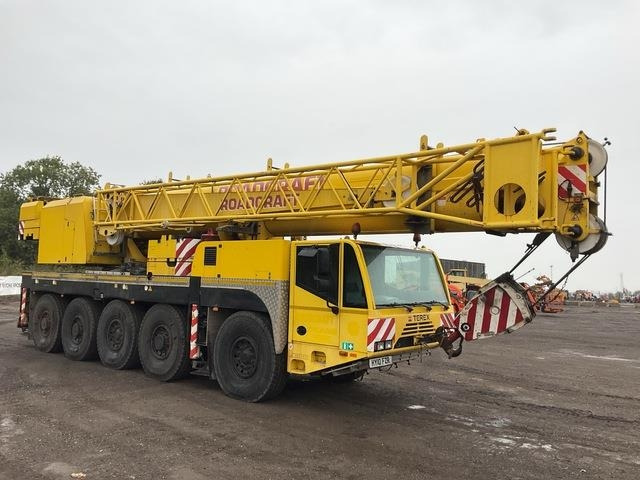 Terex Demag AC100 - Univerzální autojeřáb: obrázek 4 Terex Demag AC100 - Univerzální autojeřáb: obrázek 4