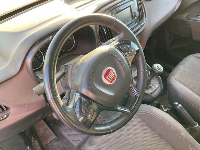 Osobní auto Fiat Doblo: obrázek 23