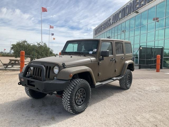 Jeep Wrangler JK Command - Osobní auto: obrázek 1 Jeep Wrangler JK Command - Osobní auto: obrázek 1